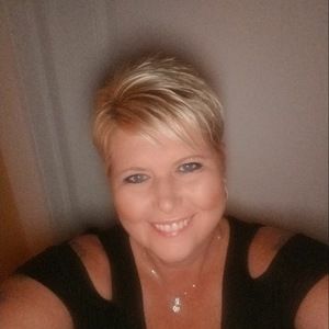 Meet your Posher, Suzanne